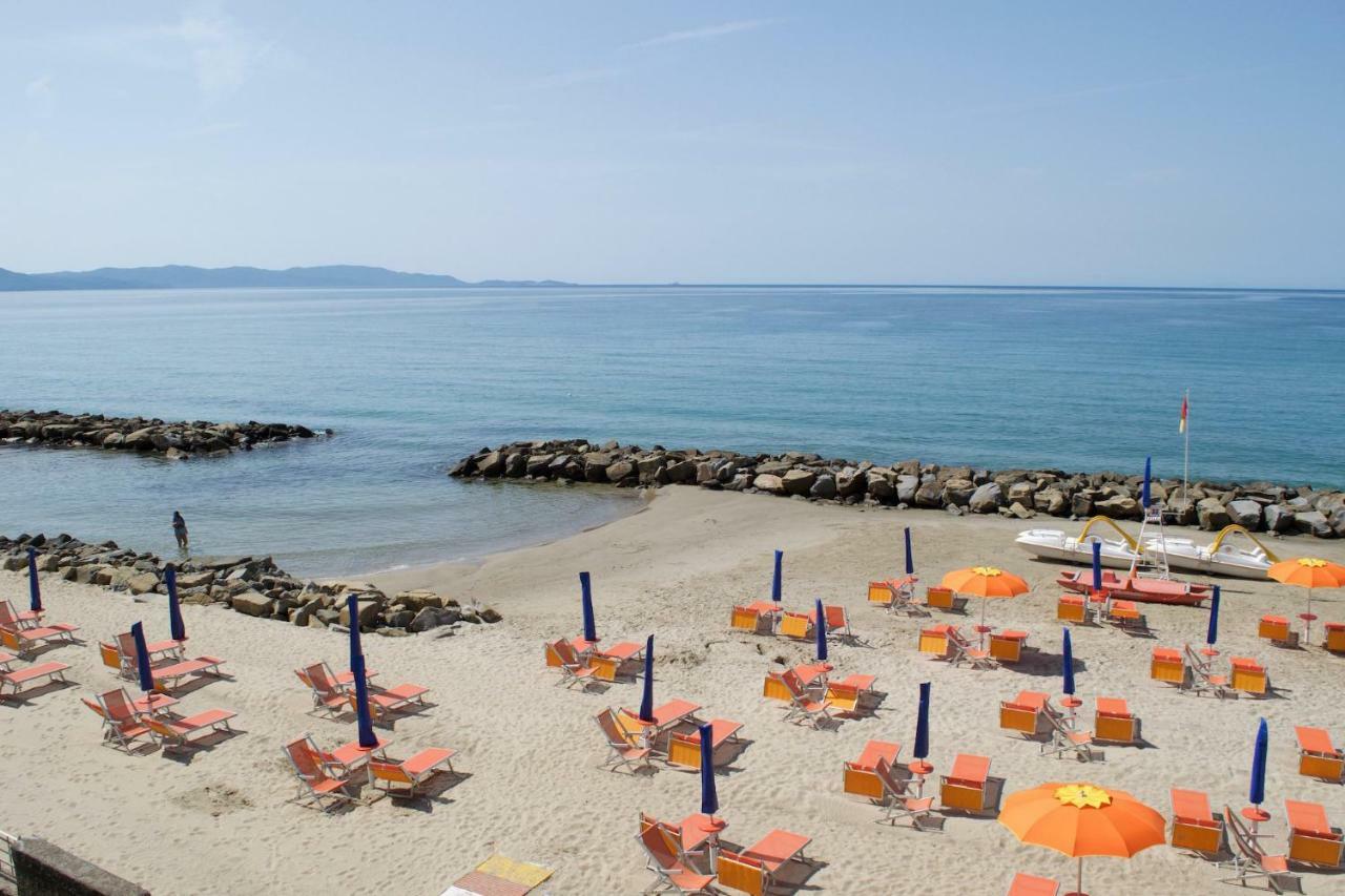 Suites Pratoranieri Beach Follonica Εξωτερικό φωτογραφία